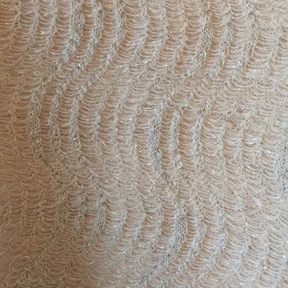 Top - Picture 2 of 3